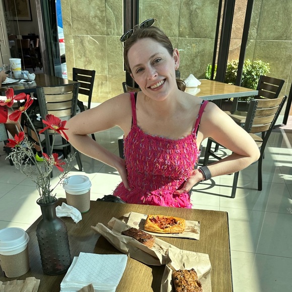 Meet your Posher, Carli - Picture 1 of 1